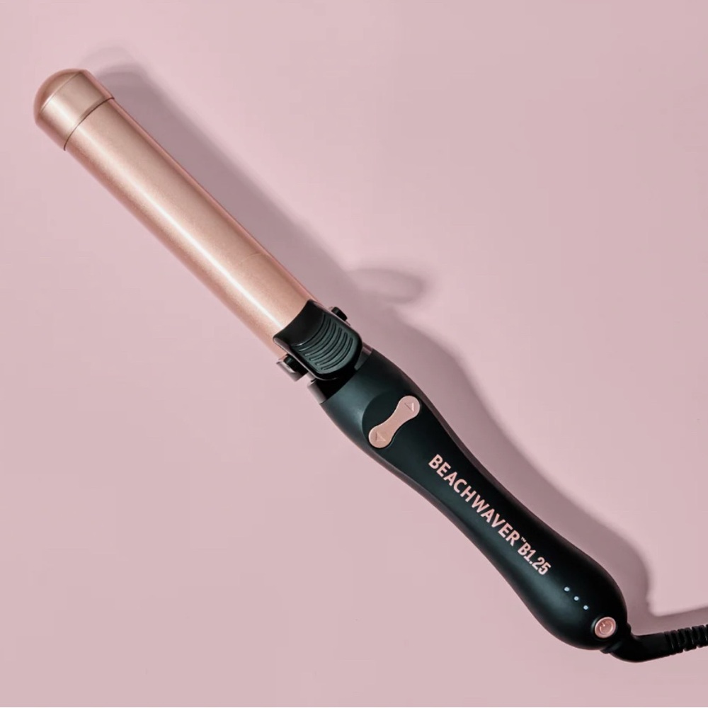 Beachwaver B1 1 Inch Rotating Curling Iron in Midnight Rose